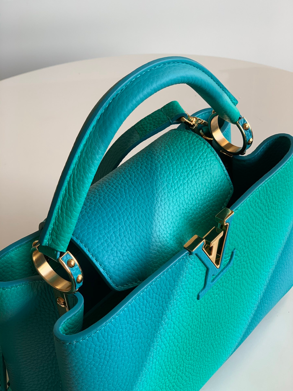 Louis Vuitton Capucines BB