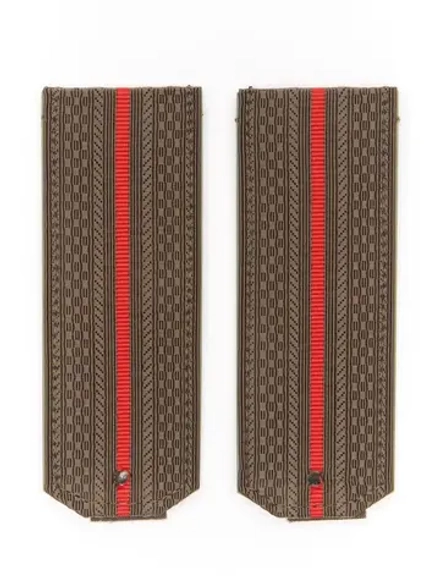 Погоны Мин Обороны оливковые 1 красный просвет пластик (Цена договорная)