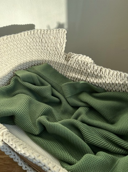 Вязаный плед classic оливка