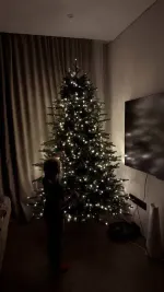 Елка с гирляндой встроенной «Elegance» Элеганс (Литая+пвх) 150 см / 1,5 м