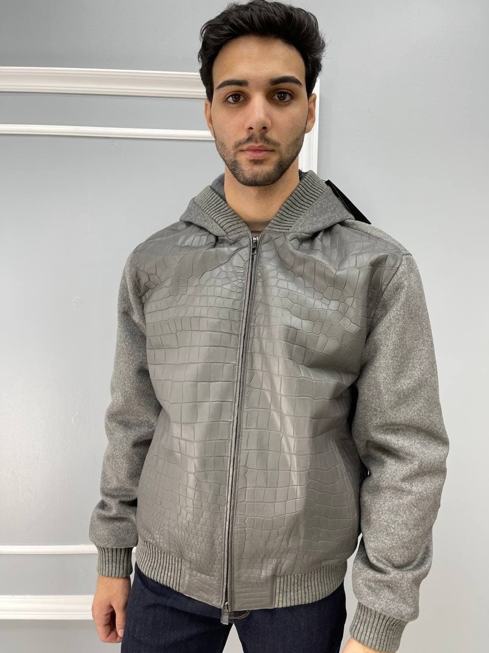 Кашемировая куртка Loro Piana со вставками кожи крокодила и мехом внутри