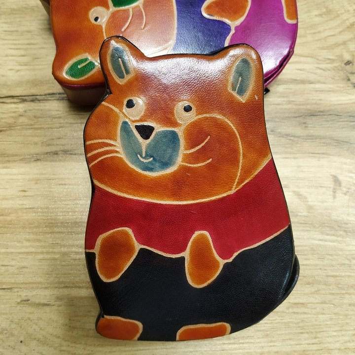 Копилка под мелочь "Хомячок", черные штаны, натуральная кожа, ручной принт