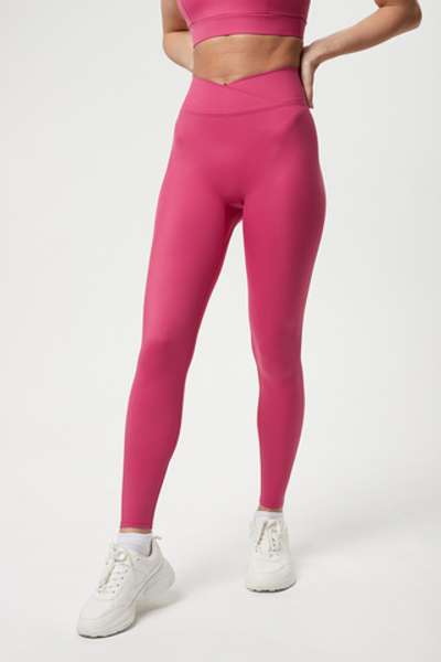 Легинсы с высокой талией