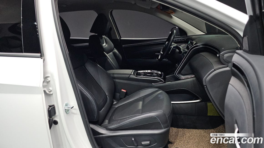 Hyundai Tucson (NX4) Бензин 1.6 Turbo 2WD (04.2022)