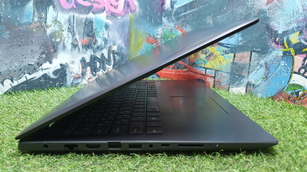 Ноутбук Lenovo i3-6/4Gb