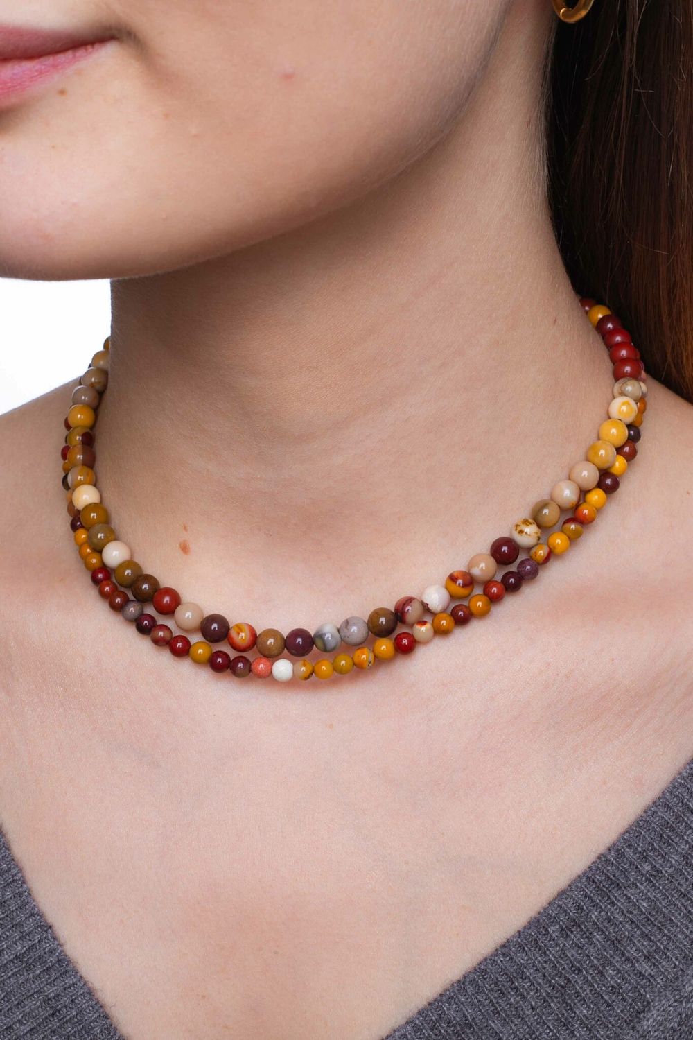 Колье из бусин камня ( bordeaux jasper )