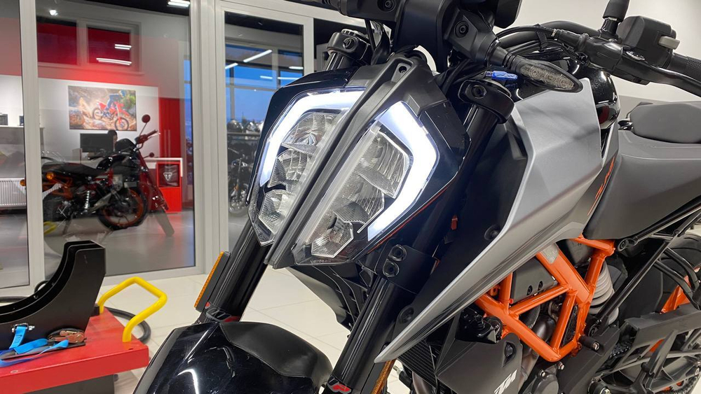 Мотоцикл KTM 390 Duke 2022