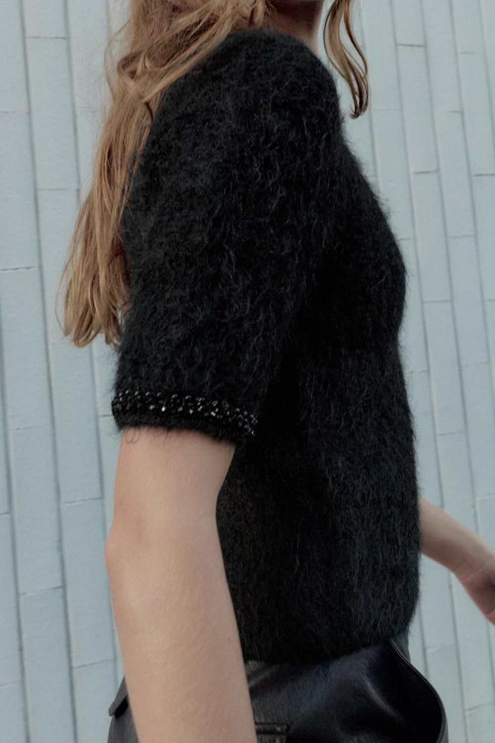 ZARA ДЖЕМПЕР С КОРОТКИМИ РУКАВАМИ И БУСИНАМИ, ЧЕРНЫЙ