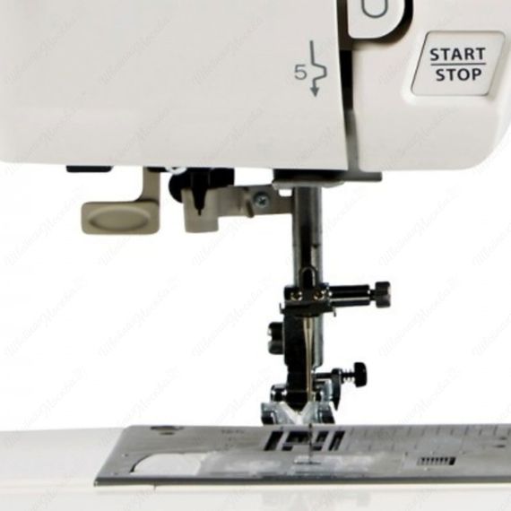 Швейная машина Janome MXL50