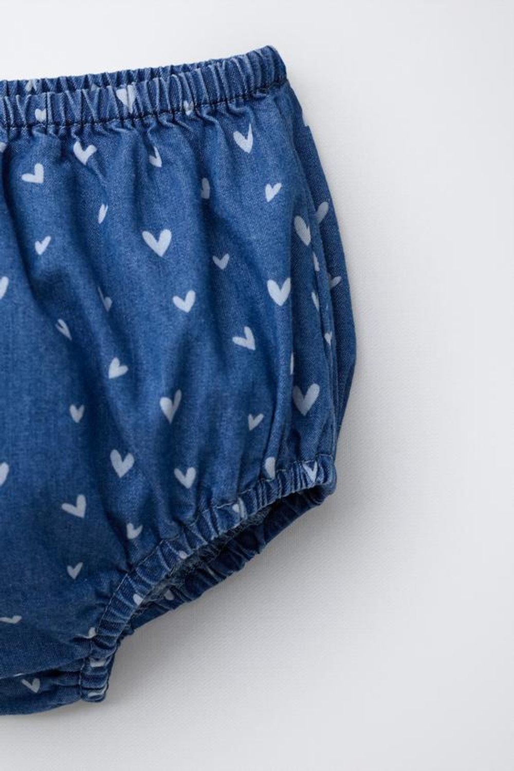 ZARA ПЛАТЬЕ И ДЖИНСОВЫЕ ТРУСЫ С СЕРДЕЧКАМИ, СИНИЙ