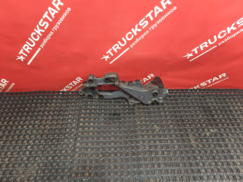 Кронштейн буксировочный 2019г.