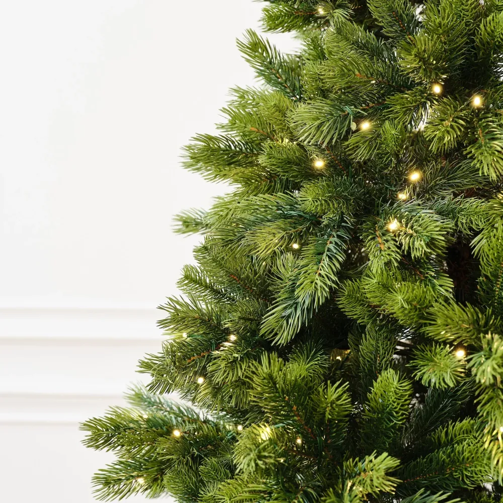Елка с гирляндой встроенной «La Manche» (Литая хвоя) 180 см / 1,8 м