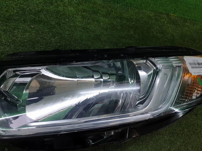 Битая Фара левая Ford Ecosport (2012-2018) галоген