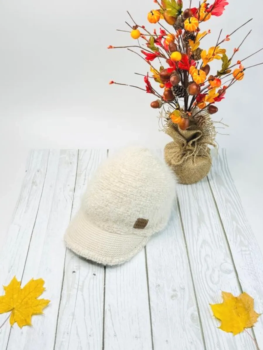 Шапка кепи зимняя с козырьком