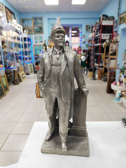 "Ленин у изгороди". Скульптура Мурзина А.А. 1977г СССР