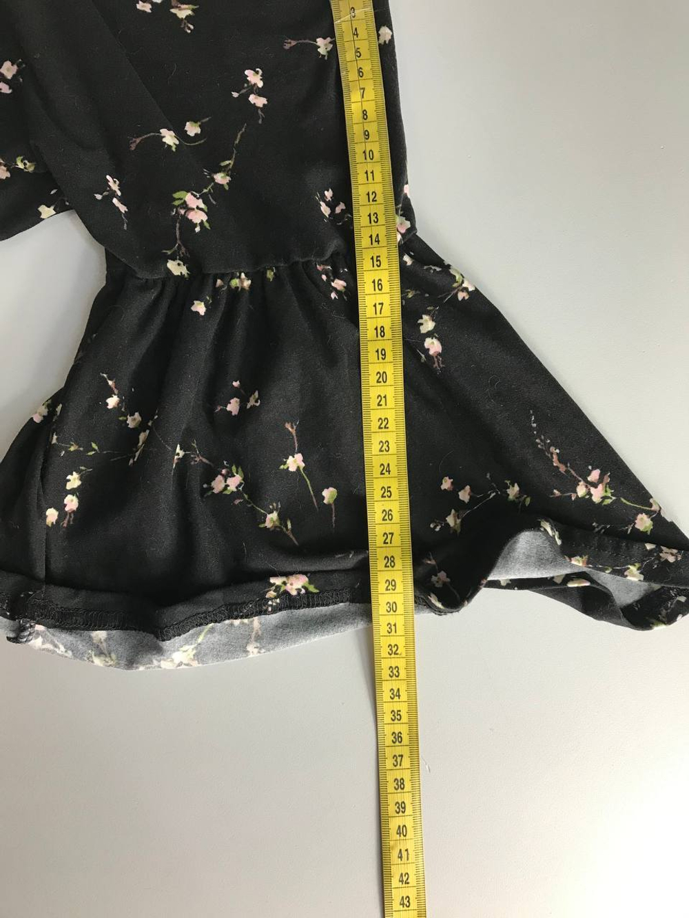 Платье Piazza Italia для свидания, маркировка М, визуально на 46 размер