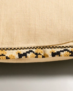 ZARA HOME НАВОЛОЧКА ДЛЯ ДЕКОРАТИВНОЙ ПОДУШКИ С ГЕОМЕТРИЧЕСКИМ УЗОРОМ ПО КРОМКЕ, СВЕТЛО-БЕЖЕВЫЙ