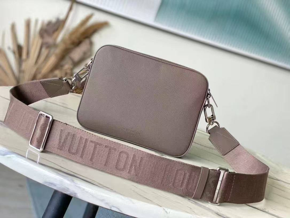 Сумка-мессенджер Louis Vuitton, арт. 478263478