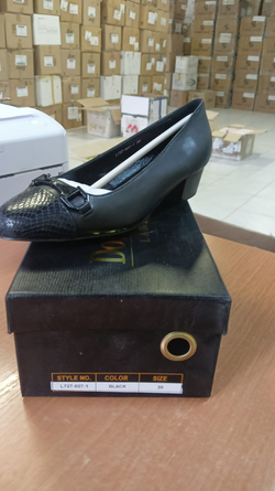 Туфли женские DONNA VERRA L727-807-1