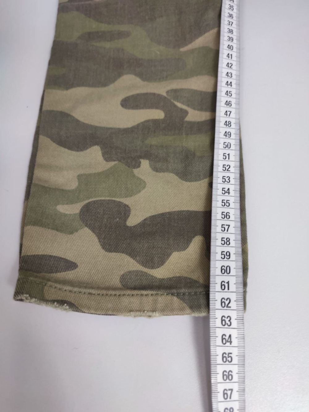 Брюки Zara с принтом 40 размер