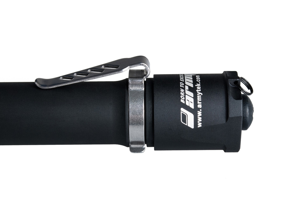 Фонарь светодиодный тактический Armytek Partner C4 Pro v3, 2140 лм, теплый свет, аккумулятор