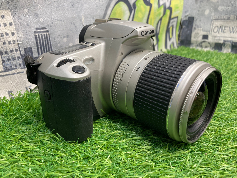 Canon EOS 300 kit EF 28-90mm 4-5.6