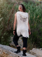 Мужская безрукавка с капюшоном (принт Лабиринт/молоко)