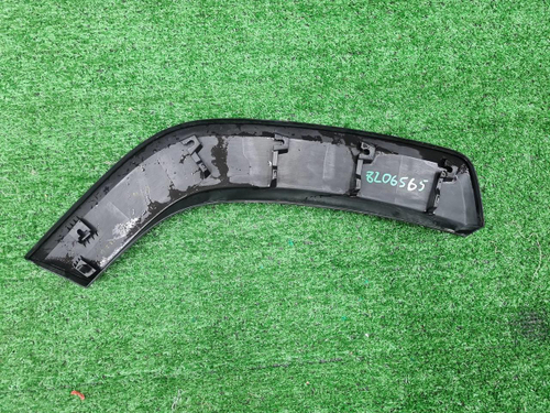 Накладка двери левая Toyota RAV4 5 XA50 (18-нв)