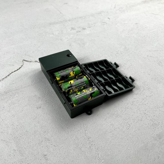 Светодиодная гирлянда 5 м., 3 батарейки типа D 4.5V, 50 LED ламп холодного белого цвета, таймер, прозрачный провод, LTC (EST50-4W10-8W)