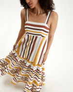 Сарафан с ярусной юбкой в крупную полоску