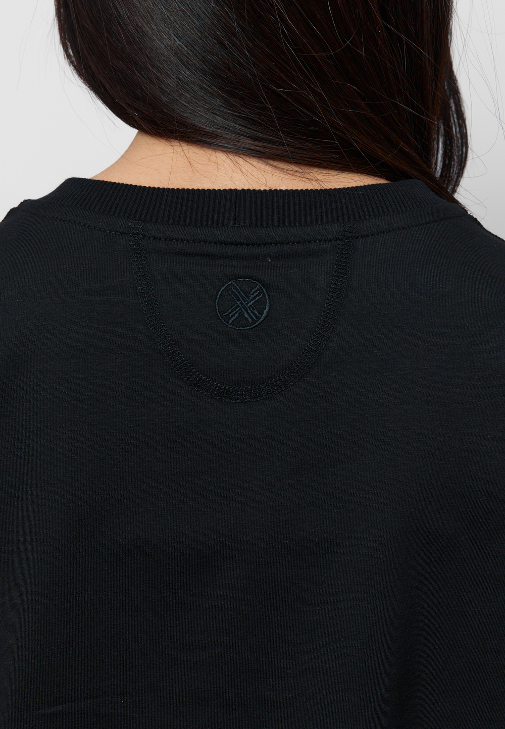 Свитшот SHANYRAQ APPLIQUE BLACK