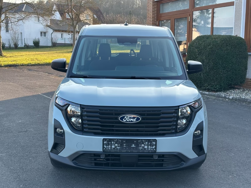 Ford Tourneo Courier Trend