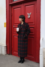 Пальто с мужского плеча