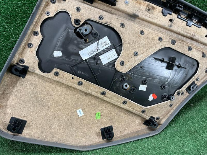 Обшивка двери задняя левая BMW 3er E46 (1999-2007)