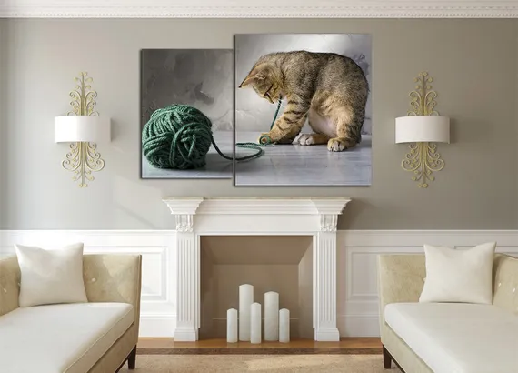 Модульная картина "Кот играется у клубком"