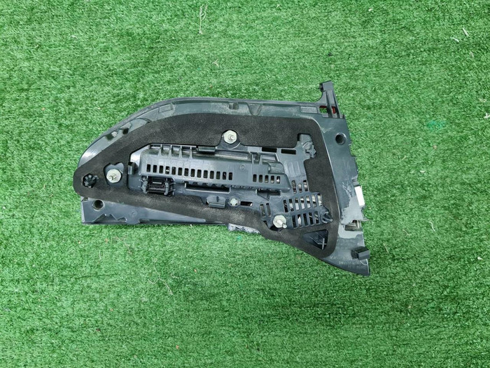 Фонарь правый внутренний BMW 7er G11 (2015-2019)