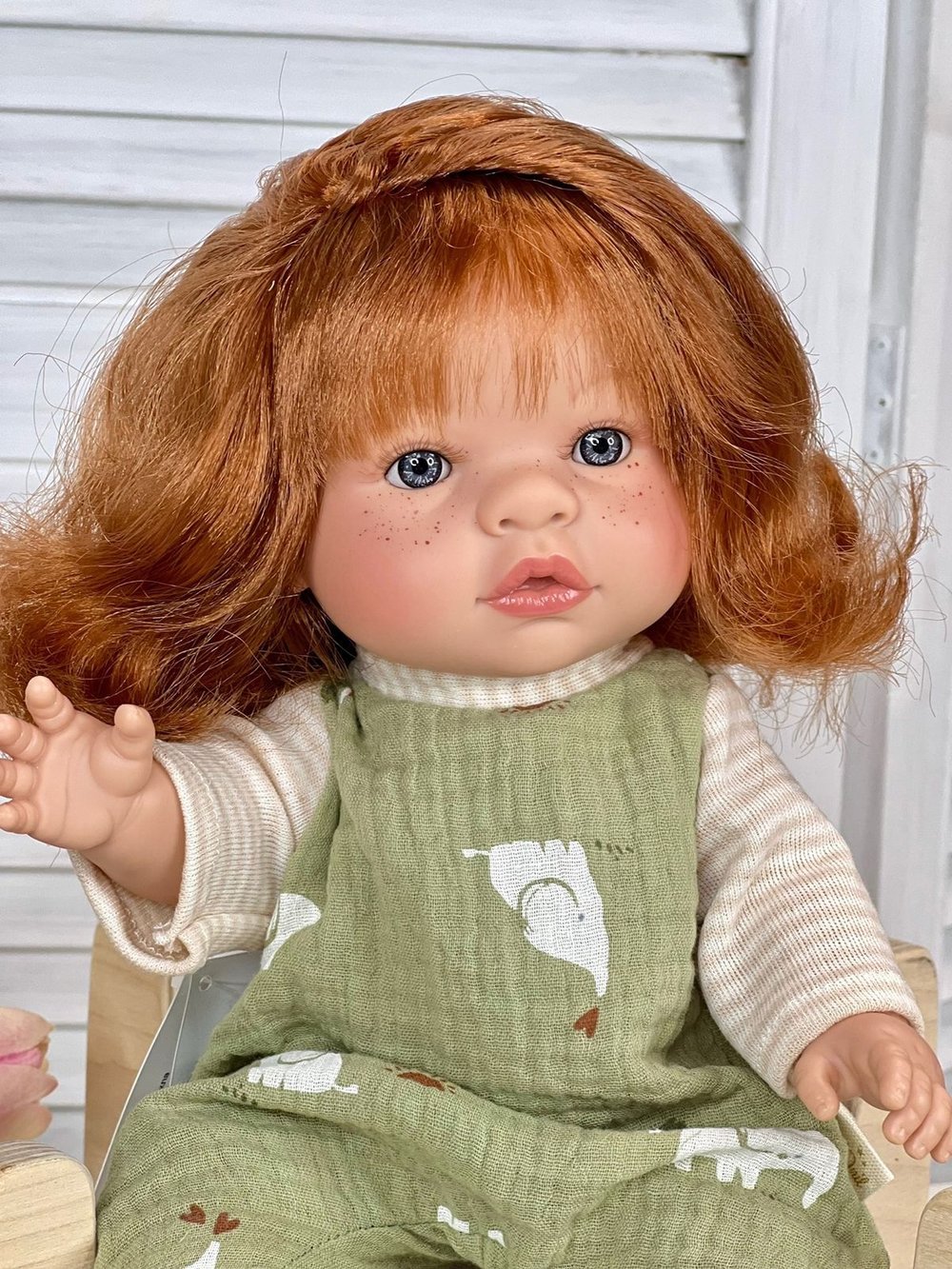 Кукла Nines виниловая 37см JOY (3044K)