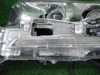 Битая Фара левая Toyota Land Cruiser 200 (2015-2021) LED