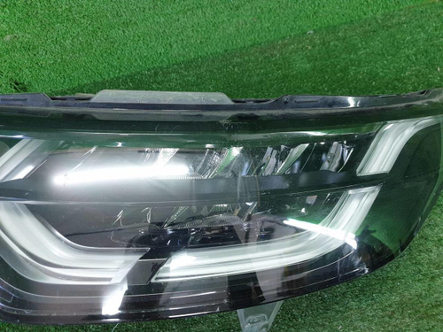 Битая Фара левая Land-Rover Discovery 5 (2016-2021) LED