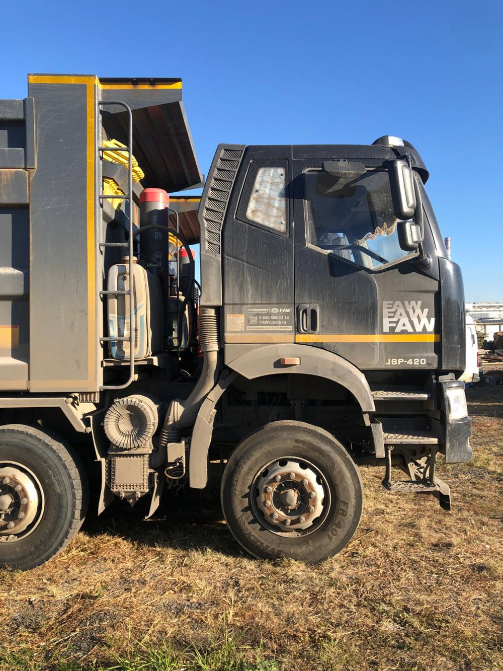 FAW J6 8x4 Самосвал СА3310Р66K24T4E5 (Дизельный, 11,1 л, 420 л.с., МТ)