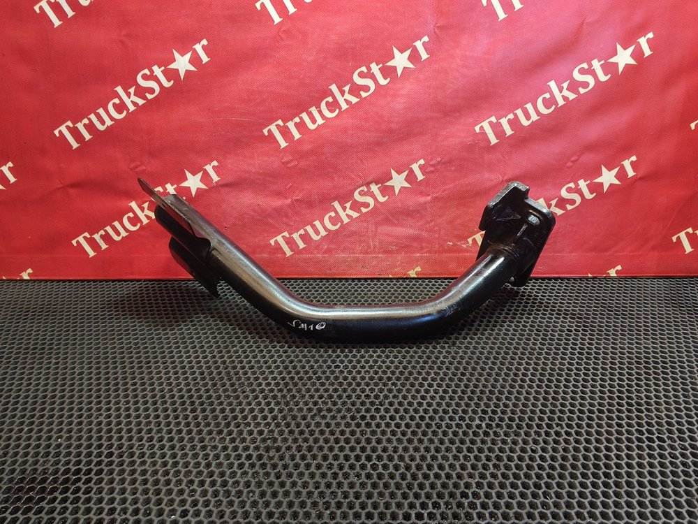 Кронштейн подножки 2022