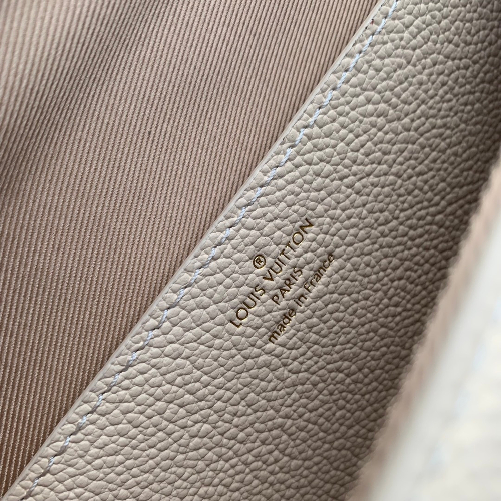 Louis Vuitton Metis Wallet On Chain