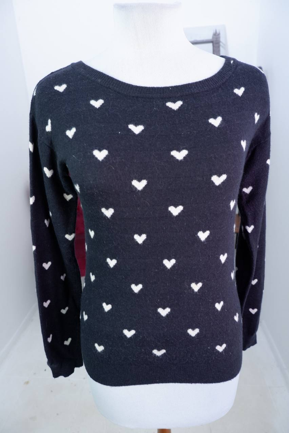 Джемпер Topshop с сердечками, маркировка 36, визуально на 42 размер