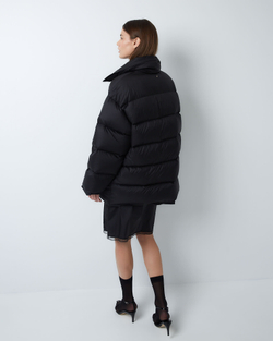 Пуховик двубортный укороченный из итальянского нейлона черный