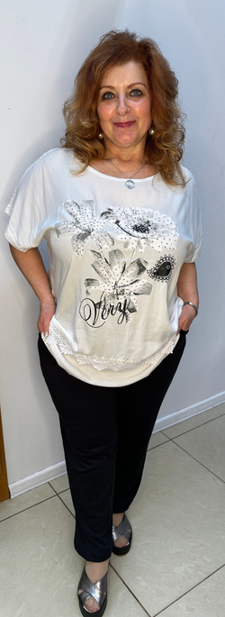 Белая нарядная туника-футболка со стразовым принтом