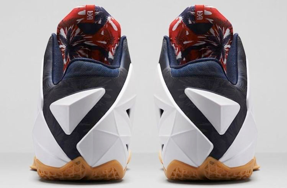 Кроссовки Nike Lebron 11 Independence Day