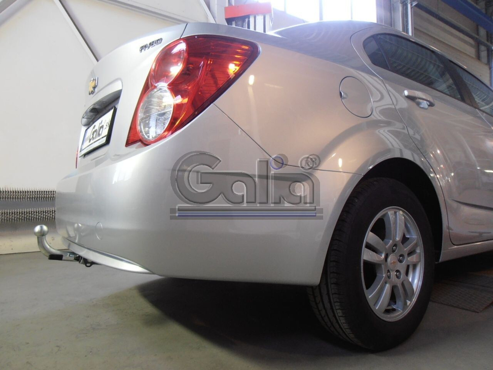 Фаркоп оцинкованный Galia C063C для Chevrolet Aveo седан 2012-(паспорт и сертификат в комплекте)(без электрики)
