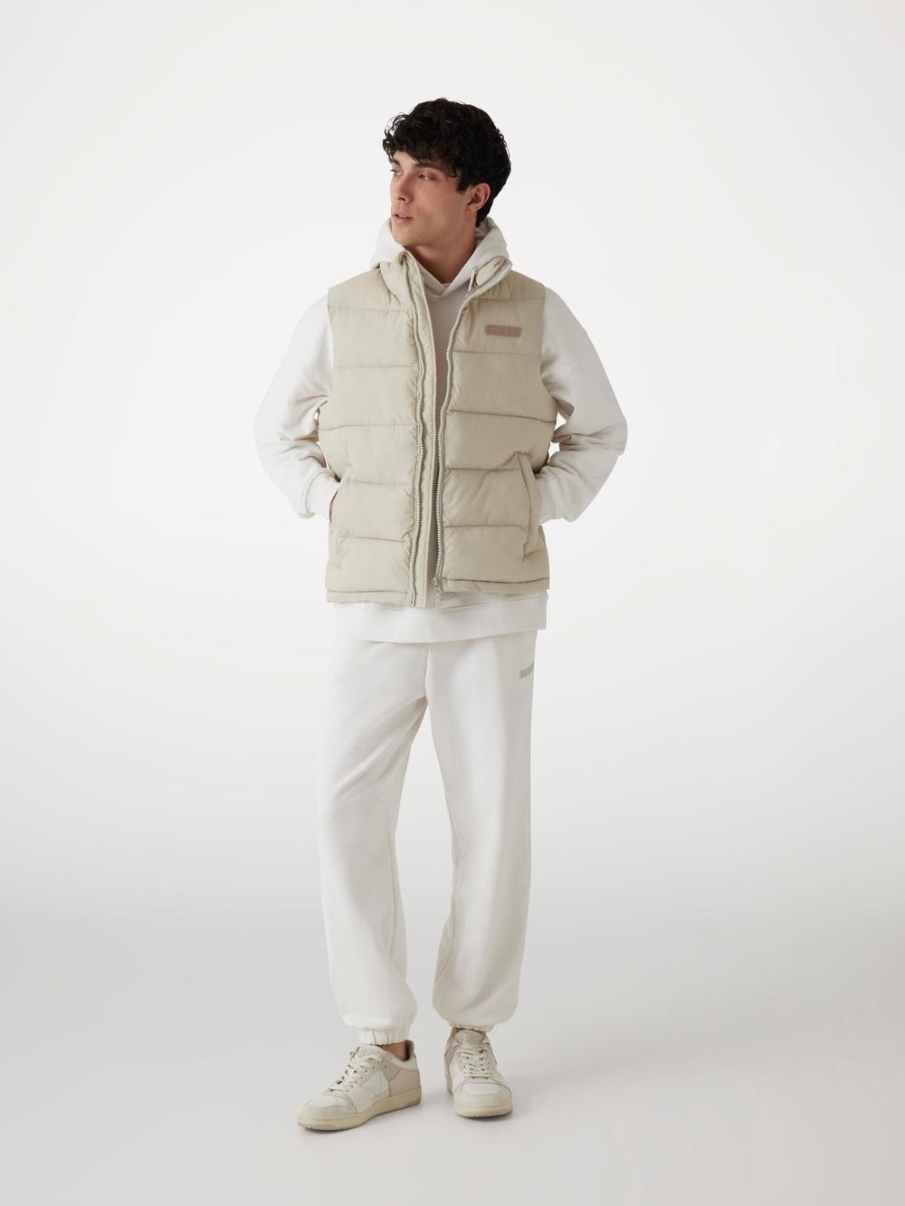 GUESS / Жилет