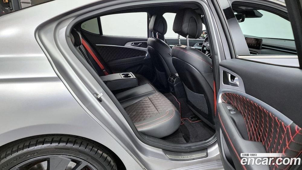 Genesis The New G70 Бензин 3.3T 2WD (04.2022)