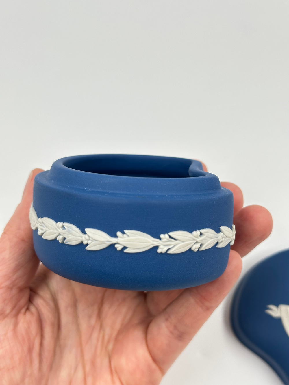 Шкатулка синяя Wedgwood